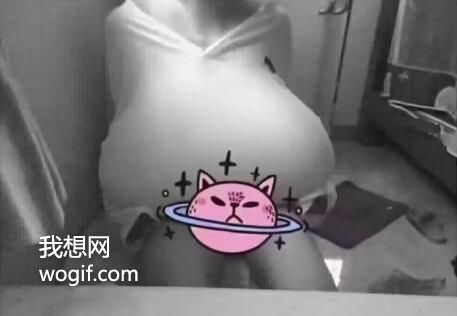 10歲發育，小學女生畢業D罩杯，兩坨肉差不多15斤怎么辦？